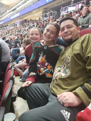 Arizona Coyotes vs. Chicago Blackhawks - NHL