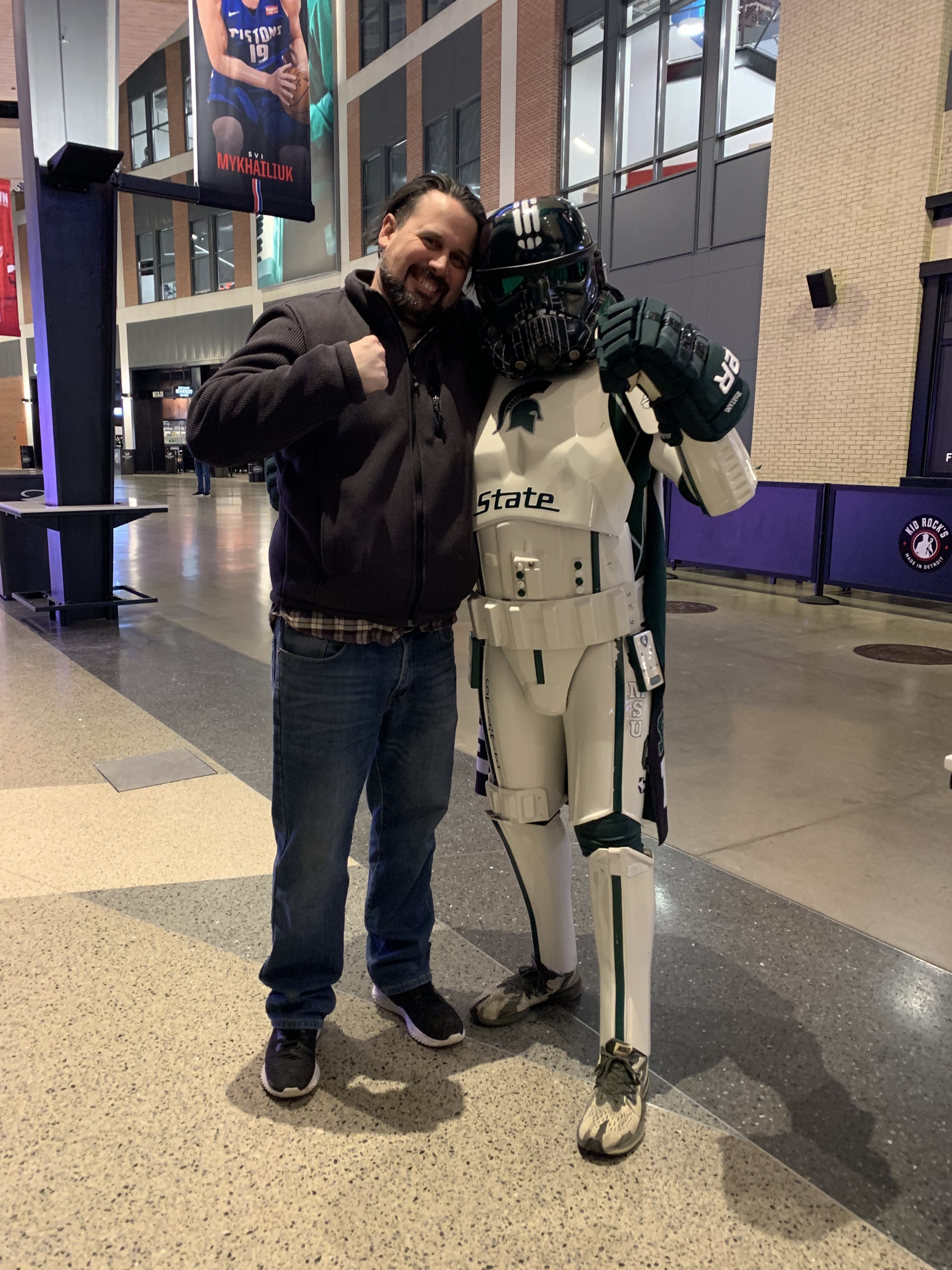Duel in the D: U of M Wolverines vs. Michigan State Spartan - NCAA Men's Ice Hockey