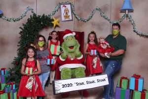 Grinch's Grotto - Woodlands Mall