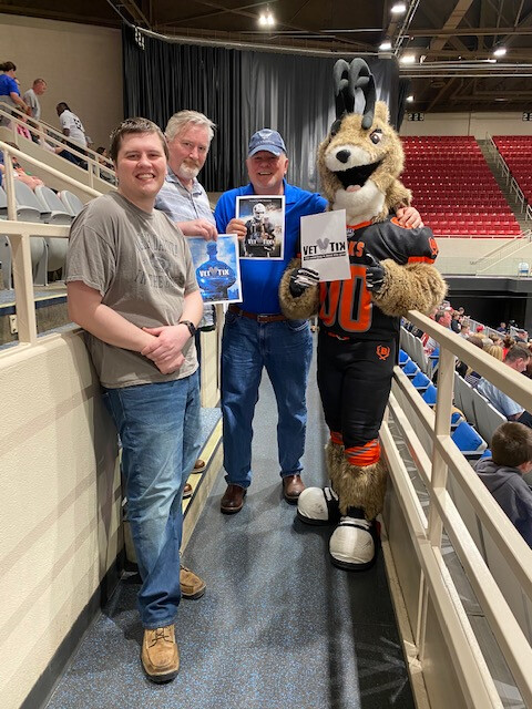 Game 1, Bismarck Bucks at Green Bay Blizzard