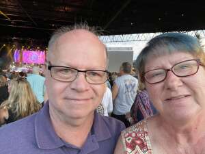 An Evening With Chicago and Their Greatest Hits