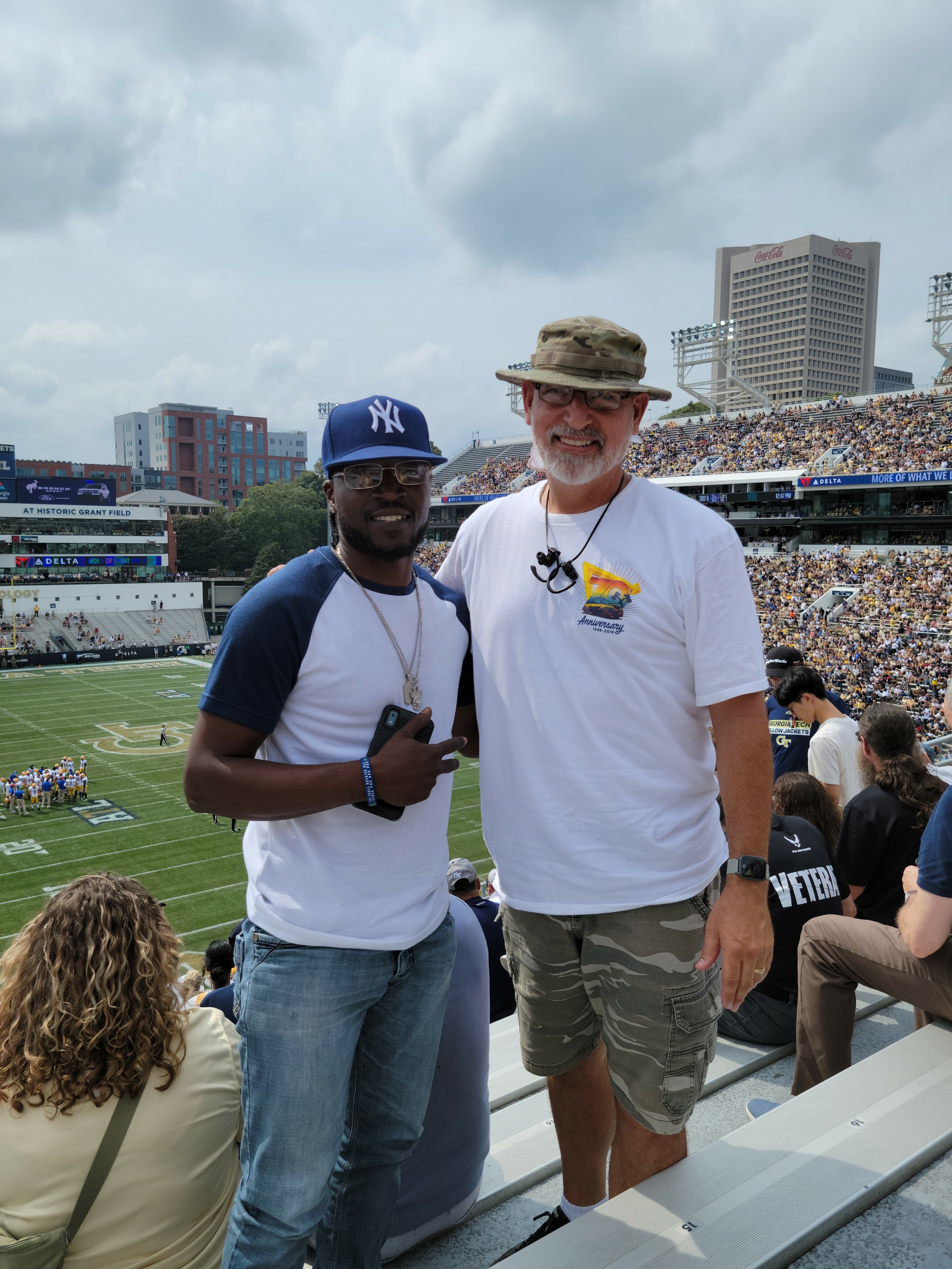 Georgia Tech. Yellow Jackets vs. University of Pittsburgh Panthers - NCAA Football