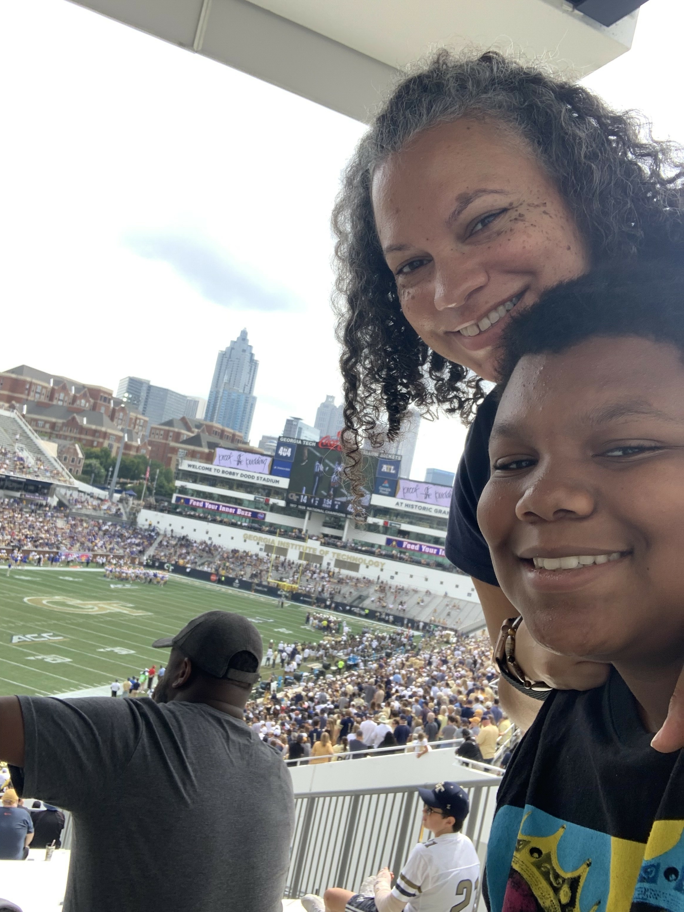 Georgia Tech. Yellow Jackets vs. University of Pittsburgh Panthers - NCAA Football