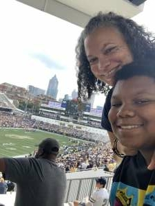 Georgia Tech. Yellow Jackets vs. University of Pittsburgh Panthers - NCAA Football