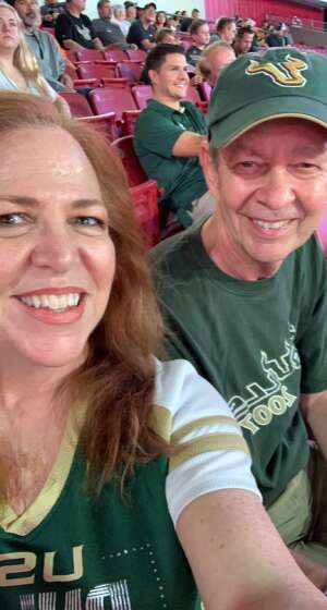 University of South Florida Bulls vs. University of Cincinnati Bearcats - NCAA Football