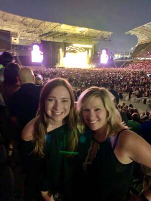 Army girl  attended Maroon 5 on Oct 2nd 2021 via VetTix 