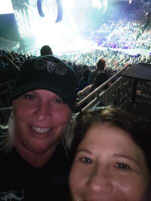Kelly  attended Blake Shelton: Friends and Heroes 2021 on Oct 2nd 2021 via VetTix 