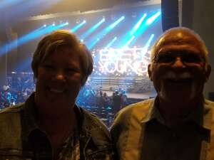 Brett Young: the Weekends Tour