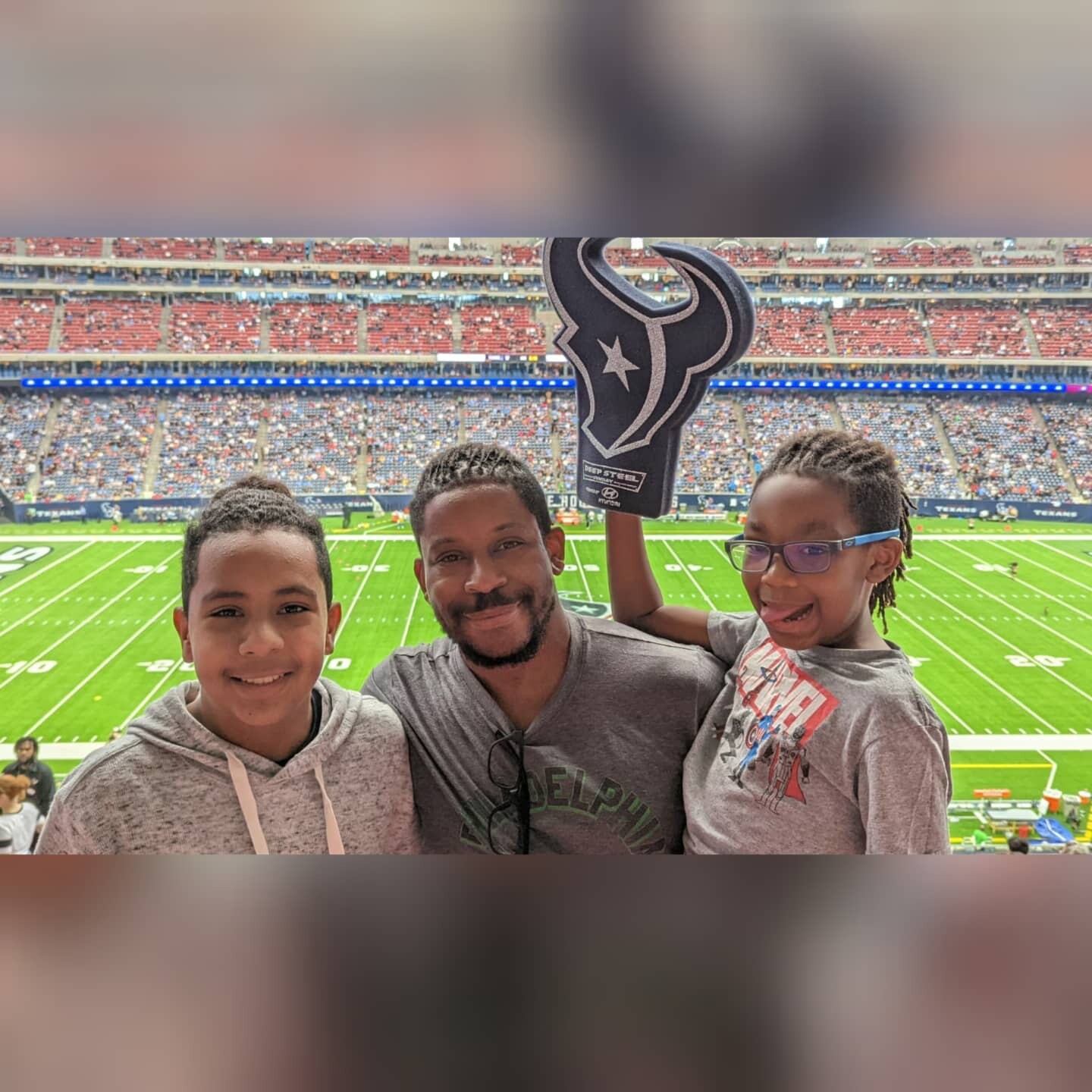 Houston Texans vs. Los Angeles Chargers - NFL vs Los Angeles Chargers