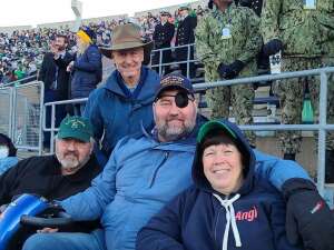 Tom attended Notre Dame Fighting Irish vs. Navy - NCAA Football on Nov 6th 2021 via VetTix 