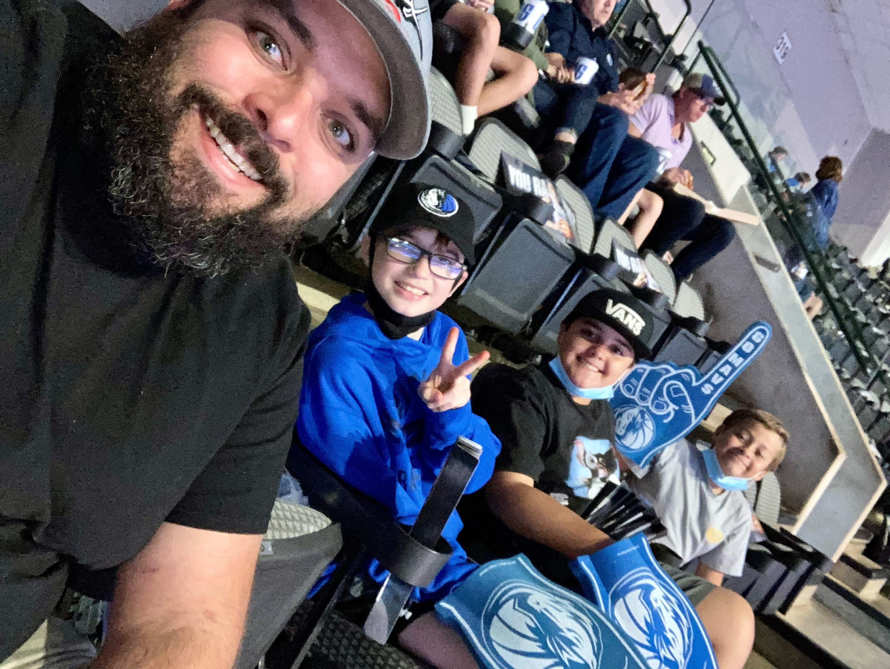Dallas Mavericks vs. Sacramento Kings - NBA