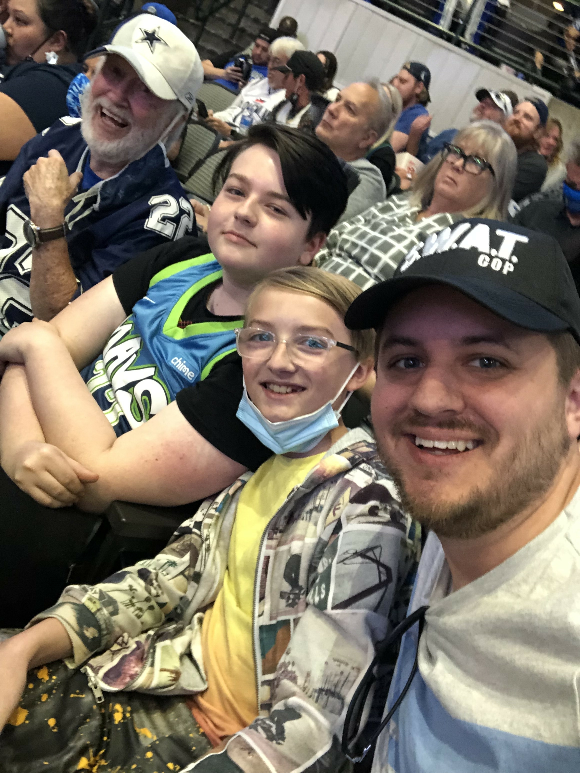 Dallas Mavericks vs. Sacramento Kings - NBA
