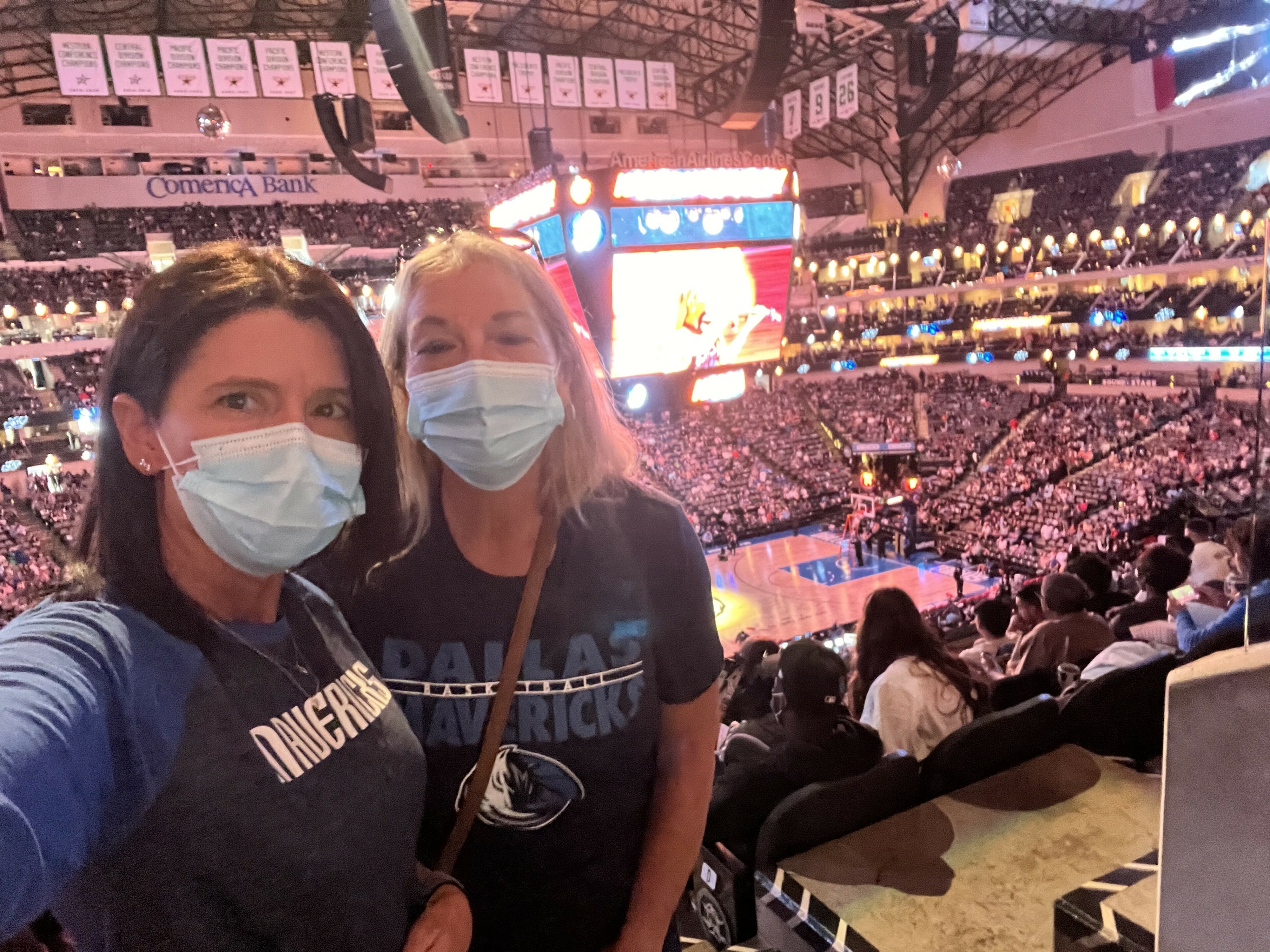 Dallas Mavericks vs. Sacramento Kings - NBA
