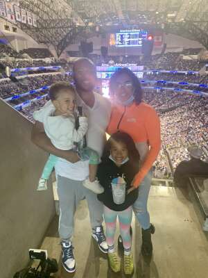 Dallas Mavericks vs. Sacramento Kings - NBA