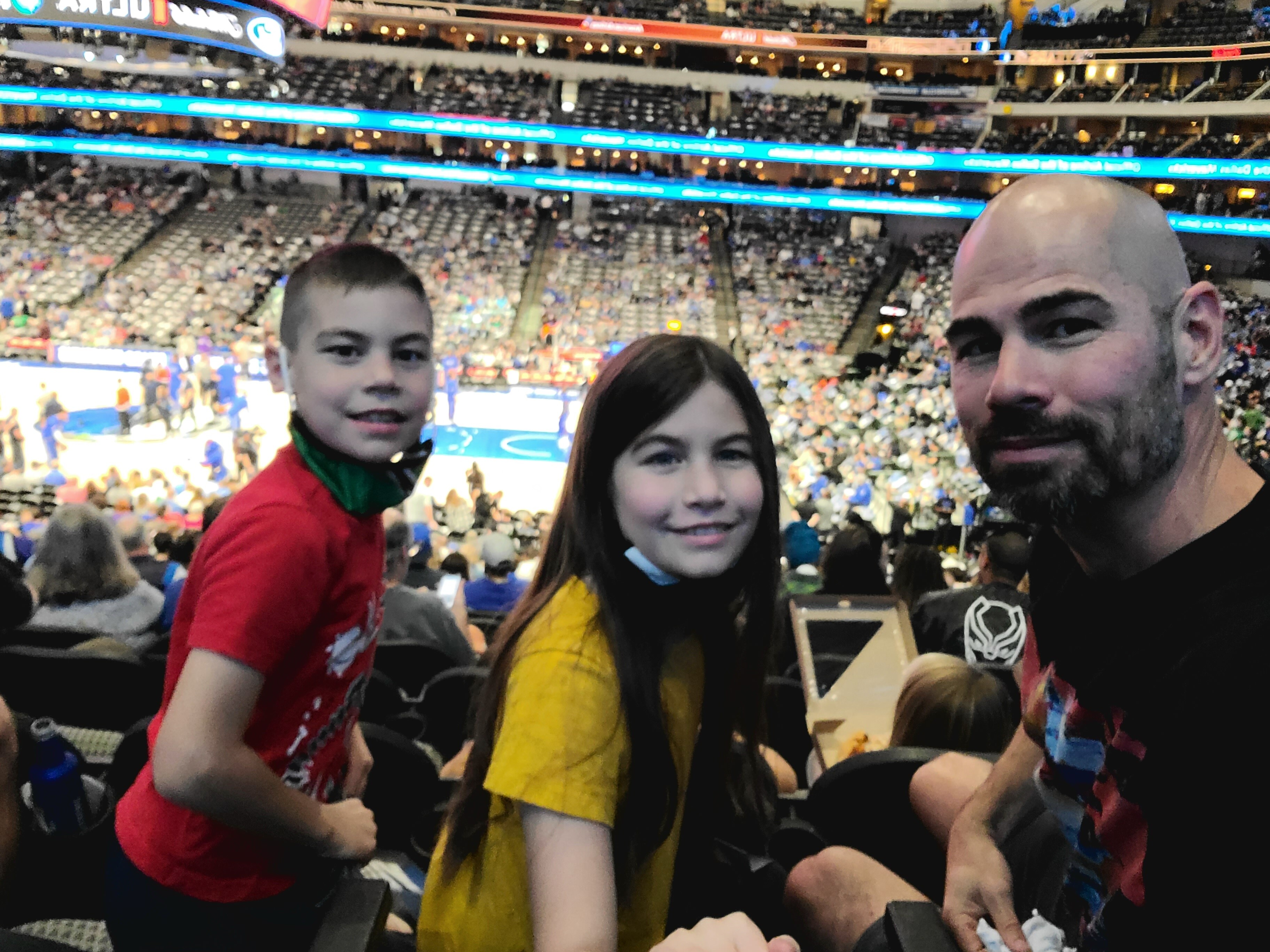 Dallas Mavericks vs. Sacramento Kings - NBA