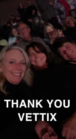 Amy  attended James Taylor & His All-star Band With Special Guest Jackson Browne on Nov 19th 2021 via VetTix 