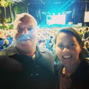 Andres attended Jimmy Buffett and the Coral Reefer Band on Dec 9th 2021 via VetTix 