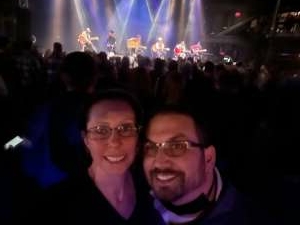 Wpoc's Acoustic Christmas Starring Chris Lane