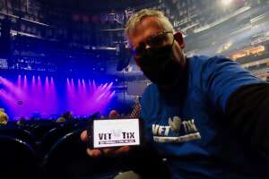 Thom B attended James Taylor & His All-star Band With Special Guest Jackson Browne. on Dec 13th 2021 via VetTix 