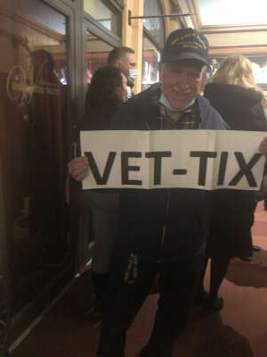 Peter Richtmyer and friend attended Jim Brickman the Gift of Christmas on Dec 20th 2021 via VetTix 