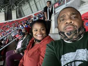 Thomas family  attended 2021 Chick-fil-a Peach Bowl: PITT Panthers vs. Michigan State Spartans on Dec 30th 2021 via VetTix 