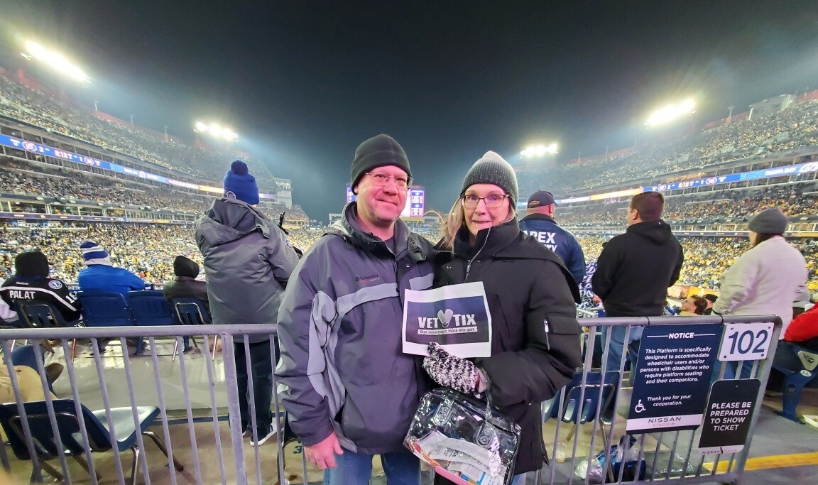 Navy Federal Credit Union on X: Our Veterans Showcase Tournament wrapped  with a skills competition on the #StadiumSeries ice! We had an incredible  weekend in Nashville with these 4 military veteran hockey