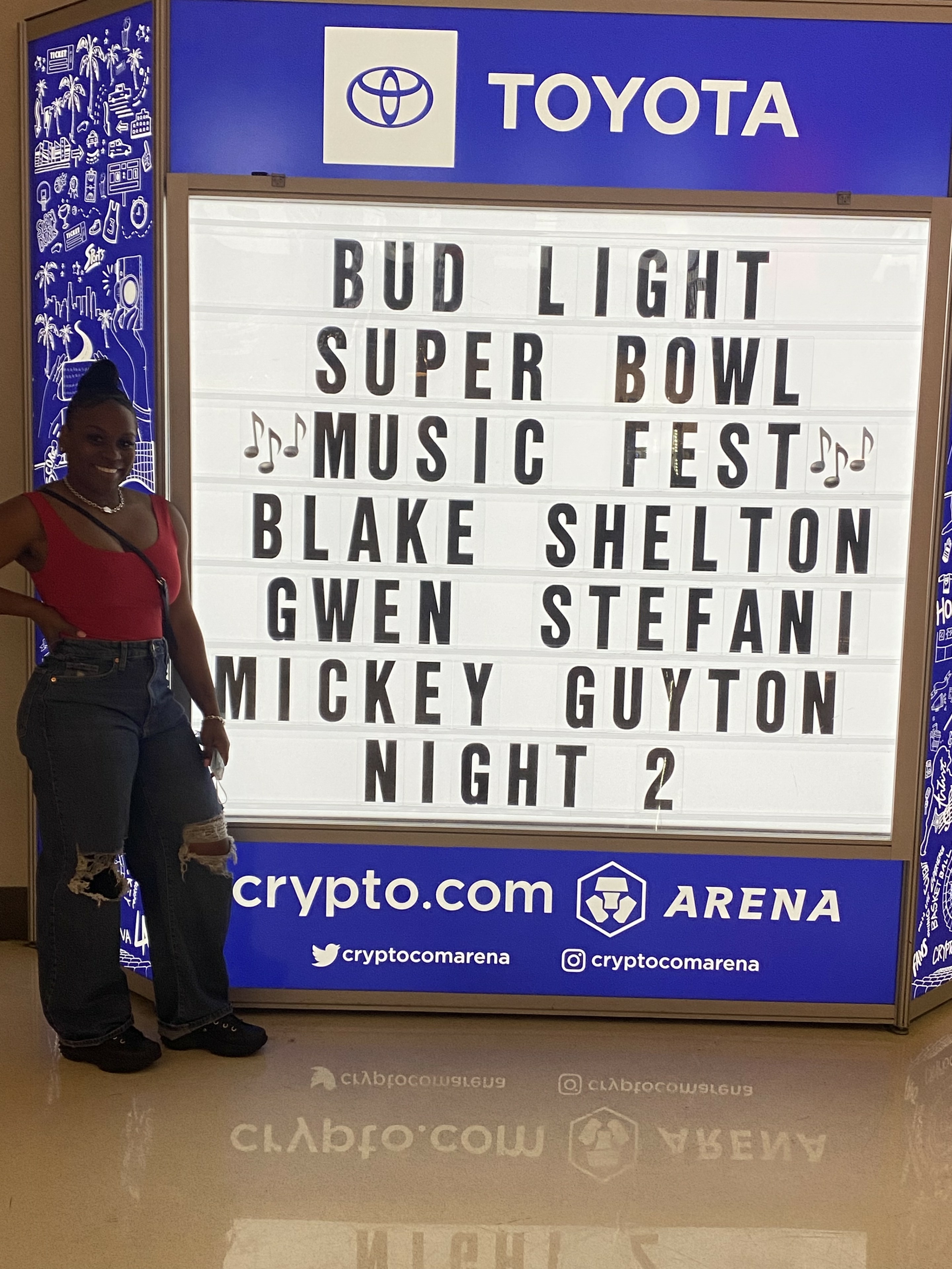 Bud Light Super Bowl Music Fest: Blake Shelton & Gwen Stefani