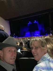 Cole Swindell: Down to the Bar Tour