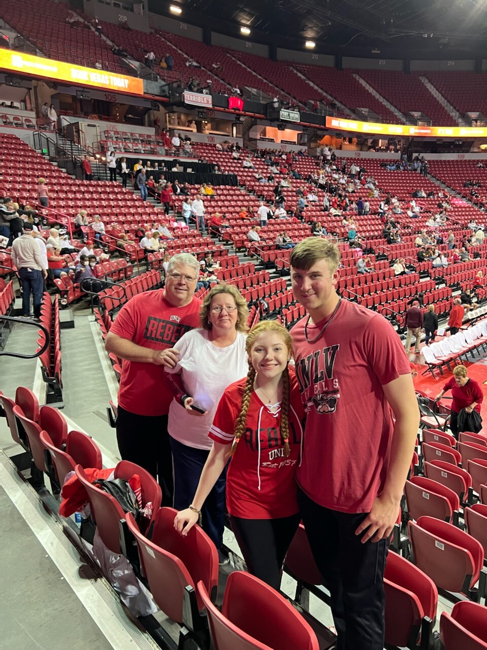 UNLV vs. Wyoming - NCAA Men's Basketball vs University of Wyoming