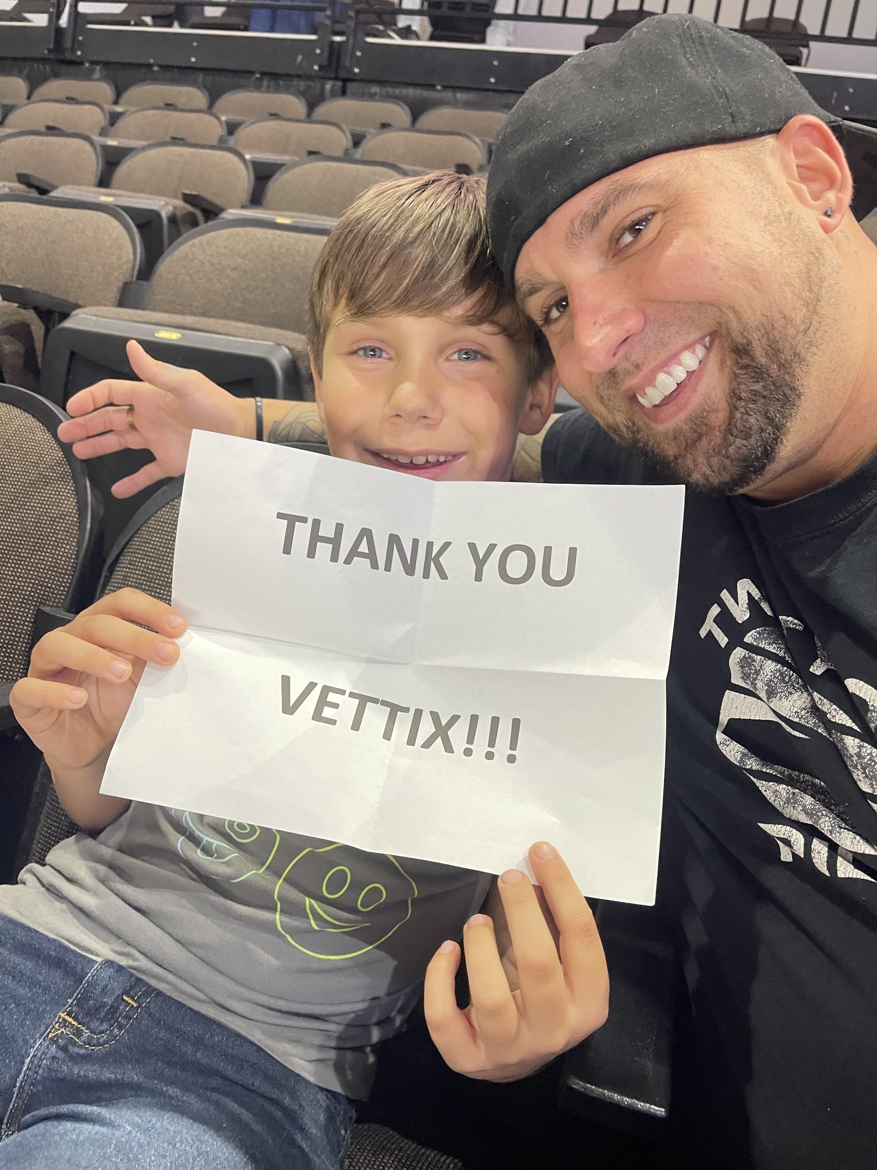 Jacksonville Icemen vs. Atlanta Gladiators - ECHL - Military Appreciation Weekend vs Atlanta Gladiators