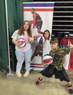 Rocco attended Harlem Globetrotters on Mar 19th 2022 via VetTix 