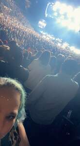 Robyn attended Hampton Water Presents Bon Jovi on Apr 21st 2022 via VetTix 