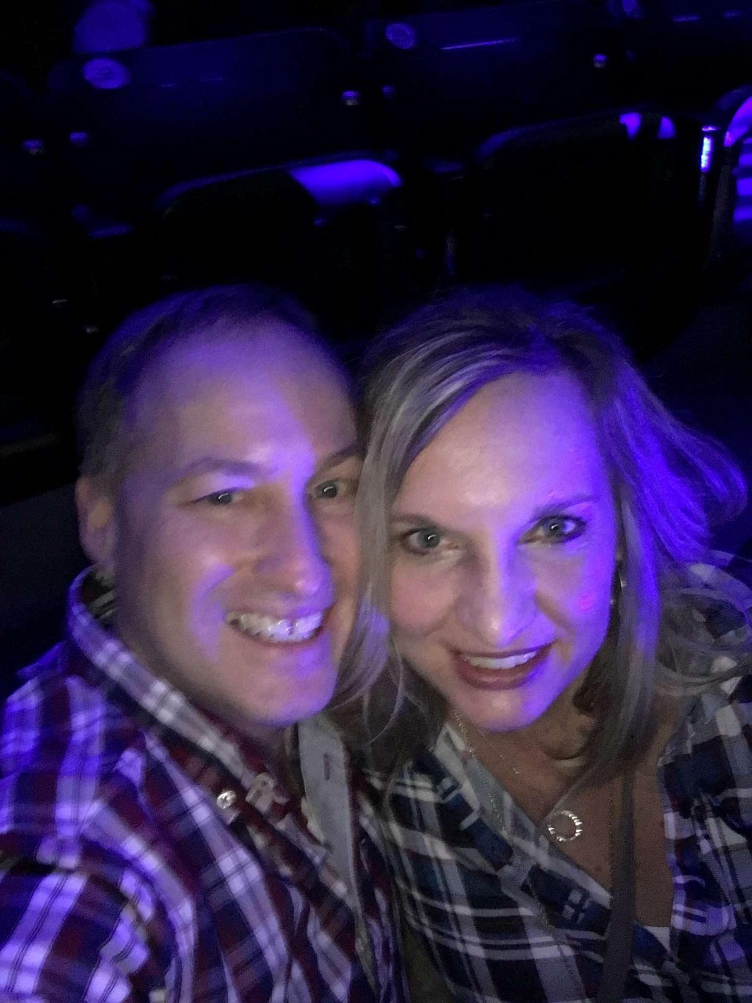 Brad Paisley - Crushin' It World Tour With Special Guests Eric Paslay and Cam