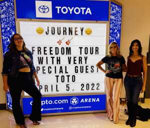 Journey: Freedom Tour 2022 With Very Special Guest Toto