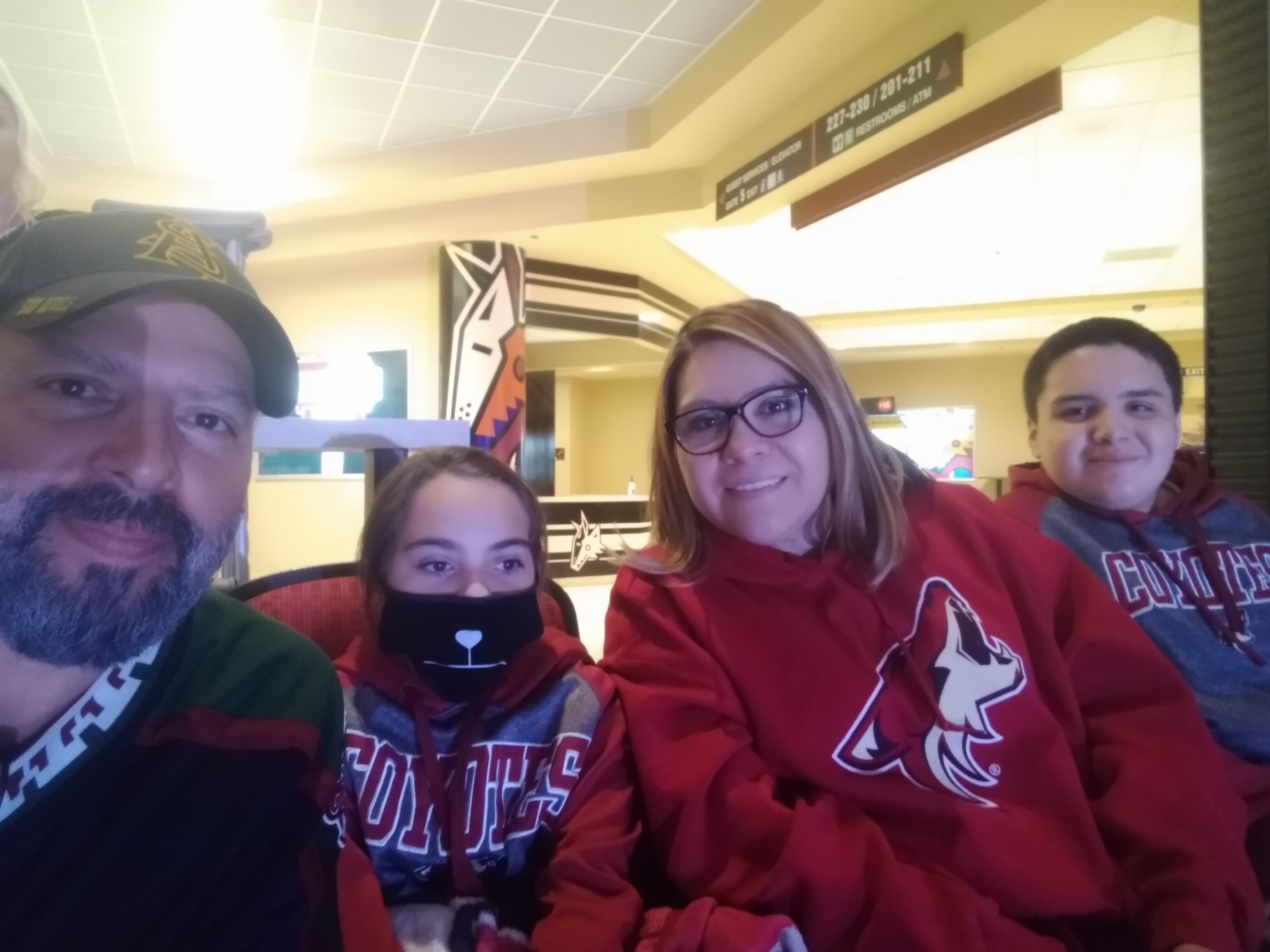 Arizona Coyotes - NHL vs Anaheim Ducks