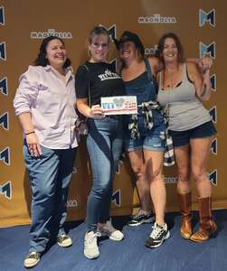 Gina attended Tracy Lawrence on Apr 8th 2022 via VetTix 