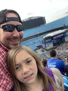 Shawn attended Kenny Chesney: Here and Now Tour on Apr 30th 2022 via VetTix 