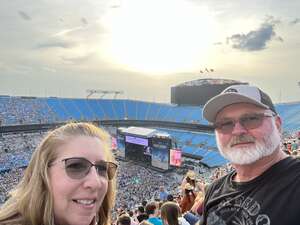 Glenn attended Kenny Chesney: Here and Now Tour on Apr 30th 2022 via VetTix 