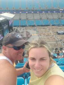 lisa attended Kenny Chesney: Here and Now Tour on Apr 30th 2022 via VetTix 