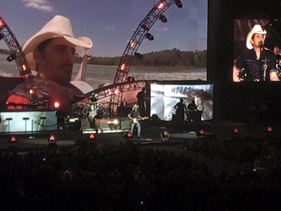 Brad Paisley - Crushin It Tour With Special Guest Eric Paslay