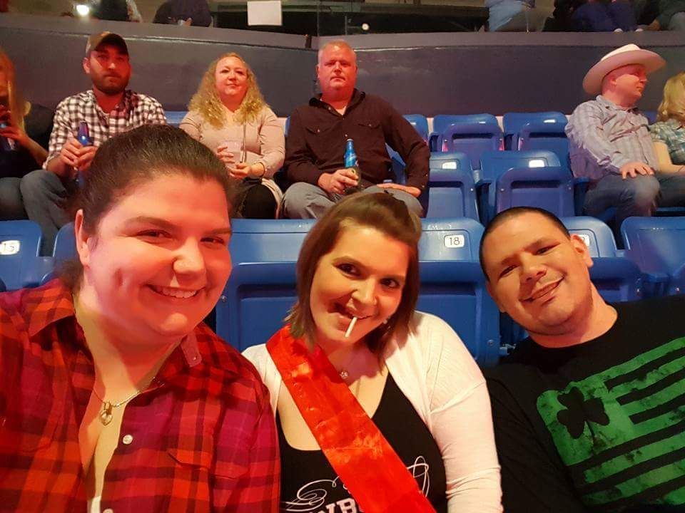 Brad Paisley - Crushin It Tour With Special Guest Eric Paslay