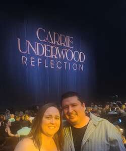 Carrie Underwood: REFLECTION