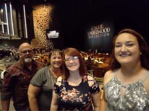 Carrie Underwood: REFLECTION