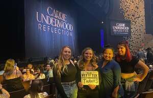 Carrie Underwood: REFLECTION