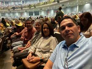 Carrie Underwood: REFLECTION