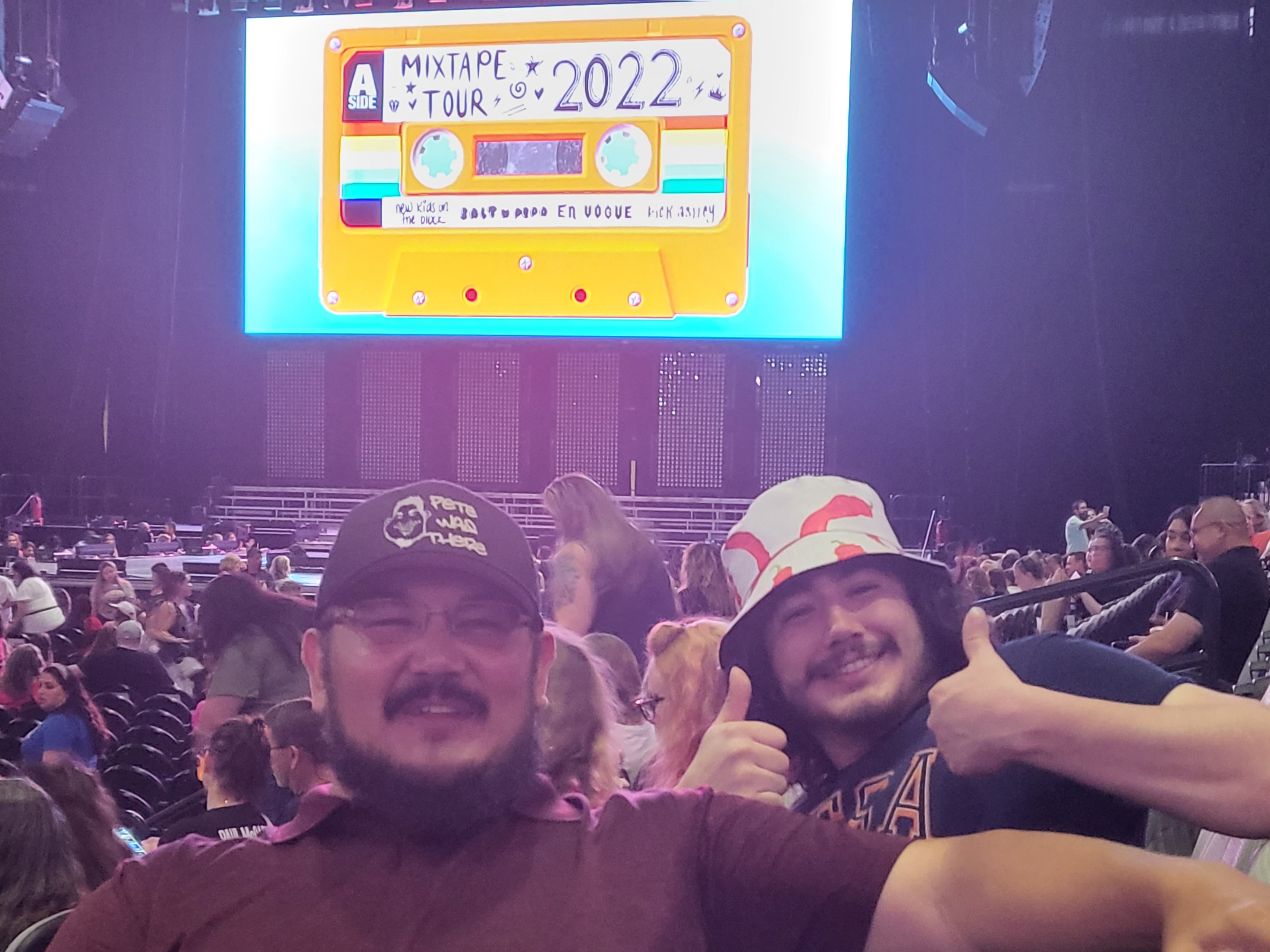 New Kids on the Block: the Mixtape Tour 2022