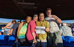 Ron attended Chicago and Brian Wilson With Al Jardine and Blondie Chaplin on Jun 18th 2022 via VetTix 