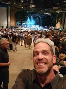 Linda attended Chicago and Brian Wilson With Al Jardine and Blondie Chaplin on Jun 7th 2022 via VetTix 