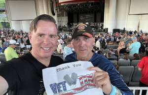 Robert attended Chicago and Brian Wilson With Al Jardine and Blondie Chaplin on Jul 11th 2022 via VetTix 