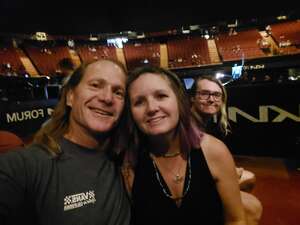 Chicago and Brian Wilson With Al Jardine and Blondie Chaplin